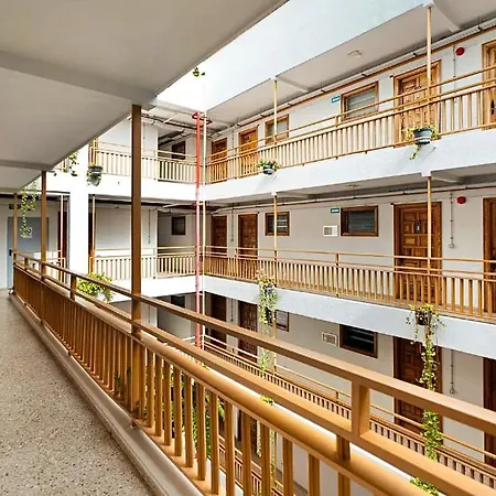 Apartamento Luminoso En La Plaza Del Charco! *